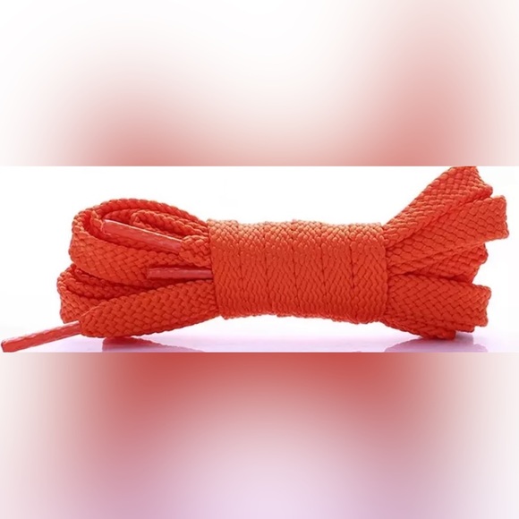 Air Force 1 metal tag & shoelaces - Picture 3 of 3